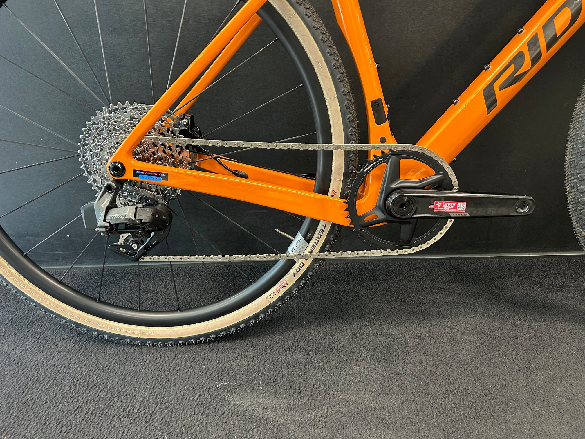 Ratas Ridley ASTR Rival XPLR (M)