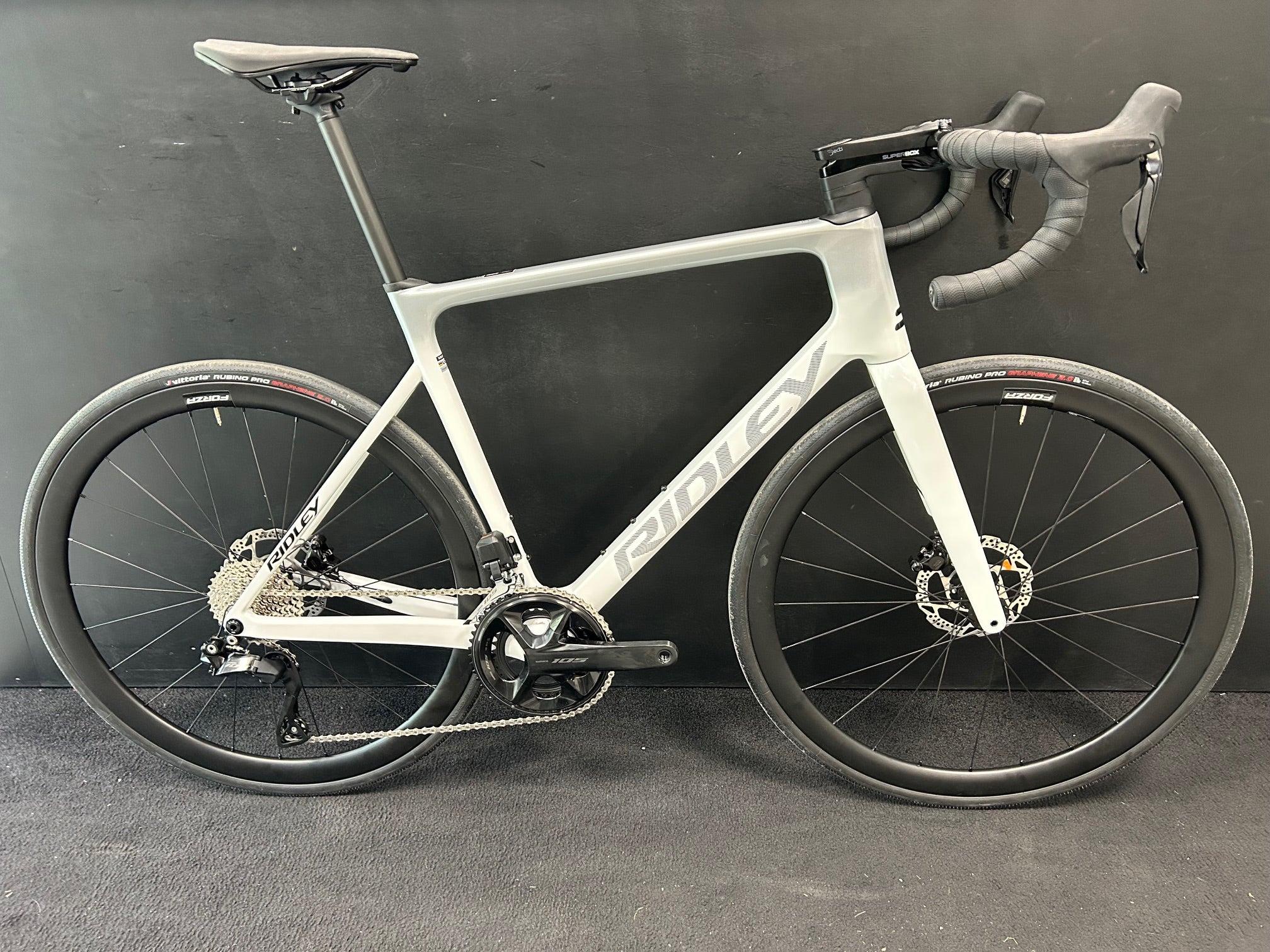 Ratas Ridley Falcn 105 DI2 (L), valge