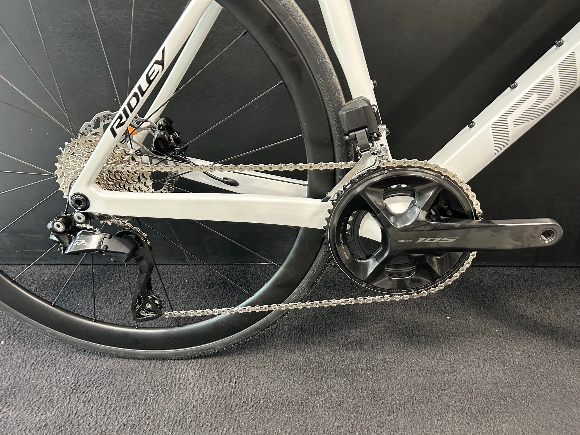 Ratas Ridley Falcn 105 DI2 (L), valge