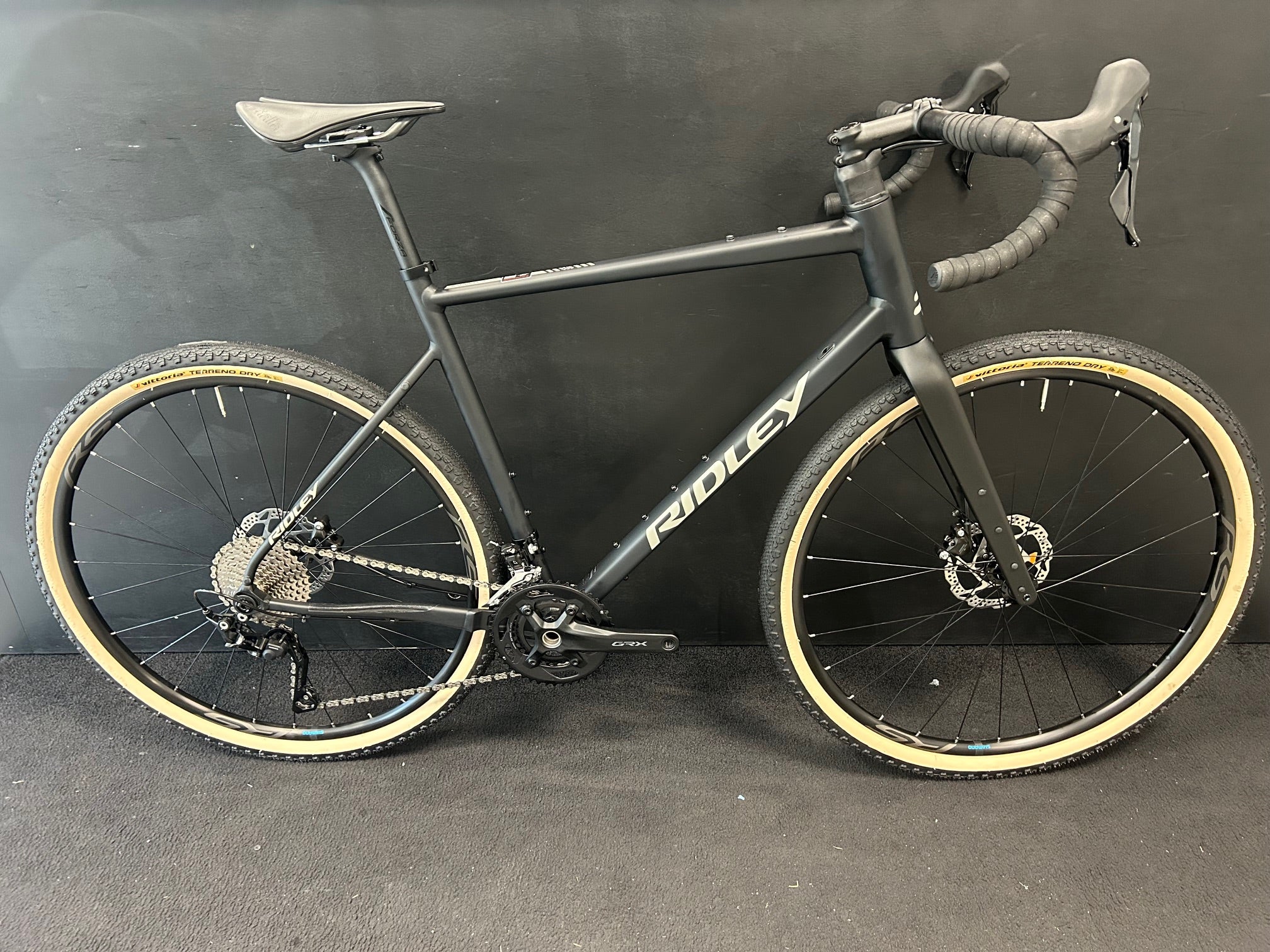 Ratas Ridley Kanzo Adventure Alu GRX400 2x10 (L), must