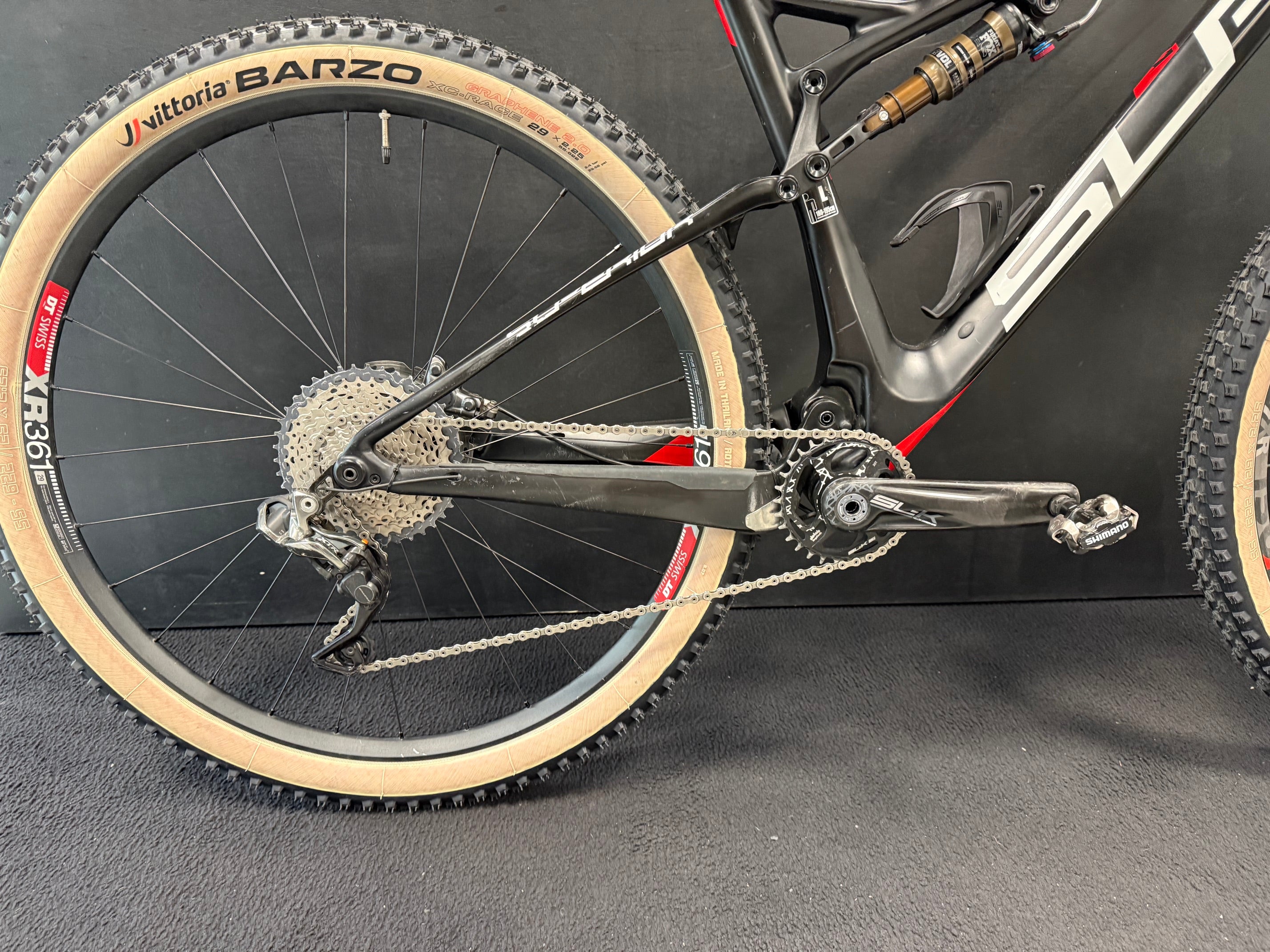 Ratas Superior XF Team XTR DI2 (L)