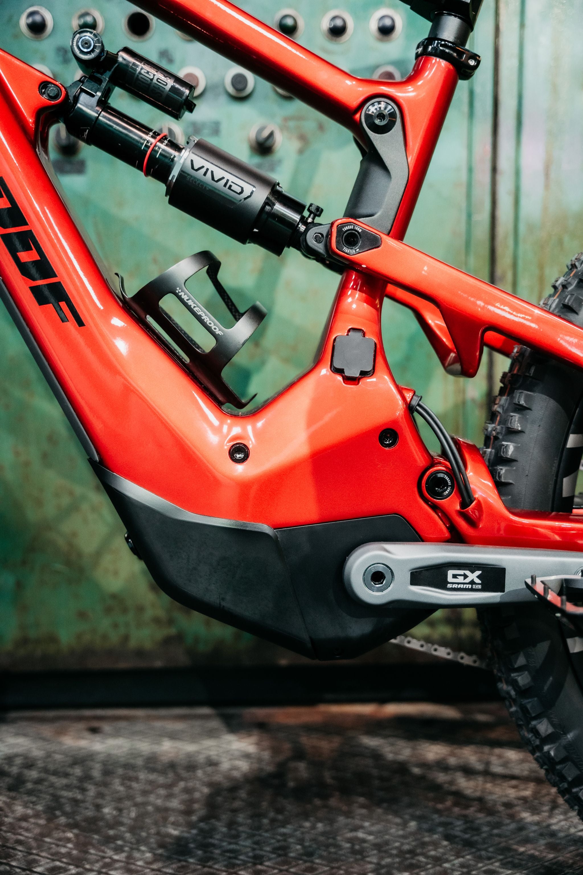 Ratas NUKEPROOF Megawatt 297 Pro T-GX (XL)