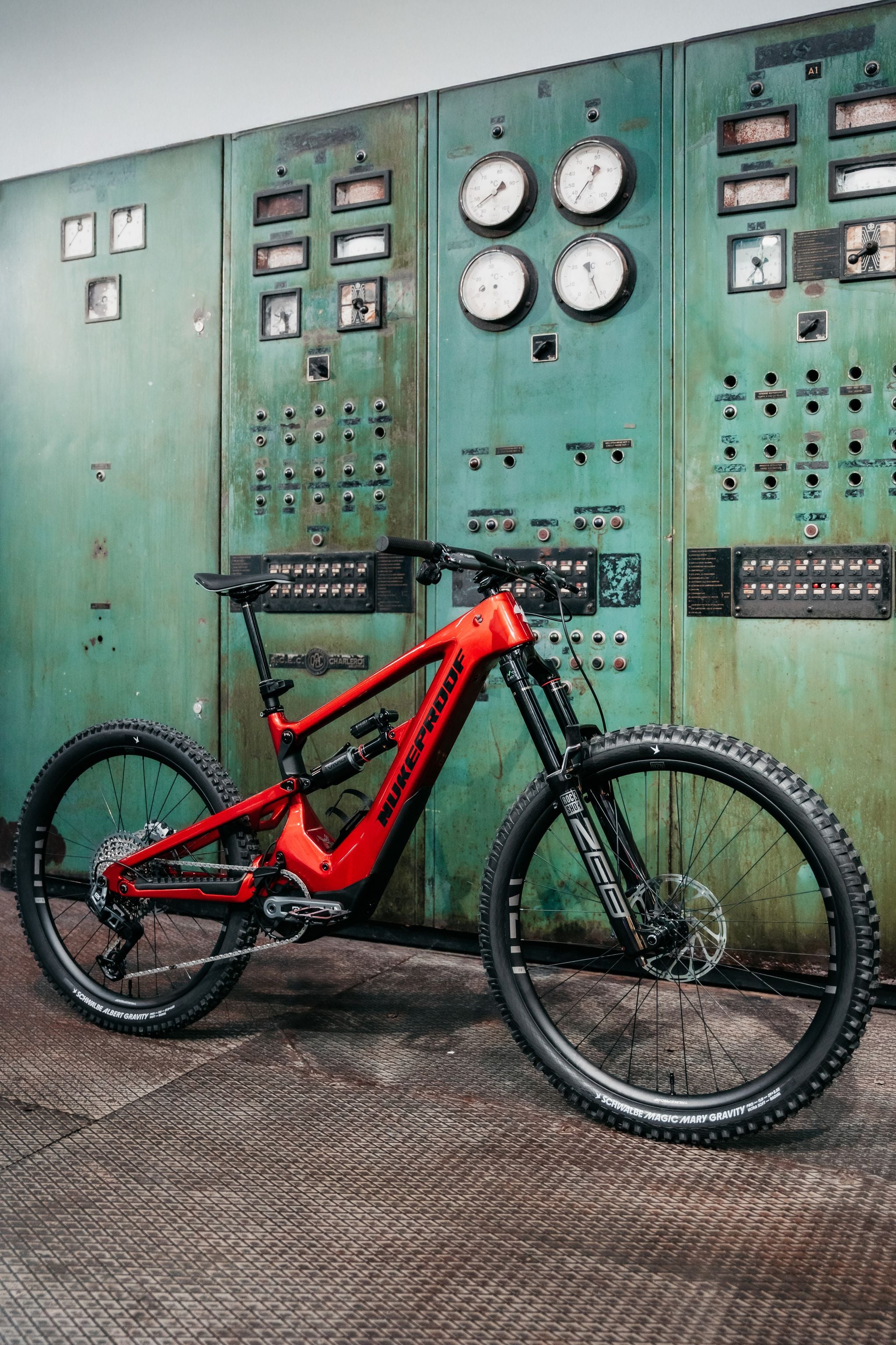 Ratas NUKEPROOF Megawatt 297 Pro T-GX(XXL)