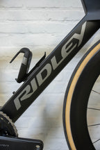 Ratas Ridley Noah Fast 3.0 Ultegra DI2 2x12 (S), must/empress hall metallik