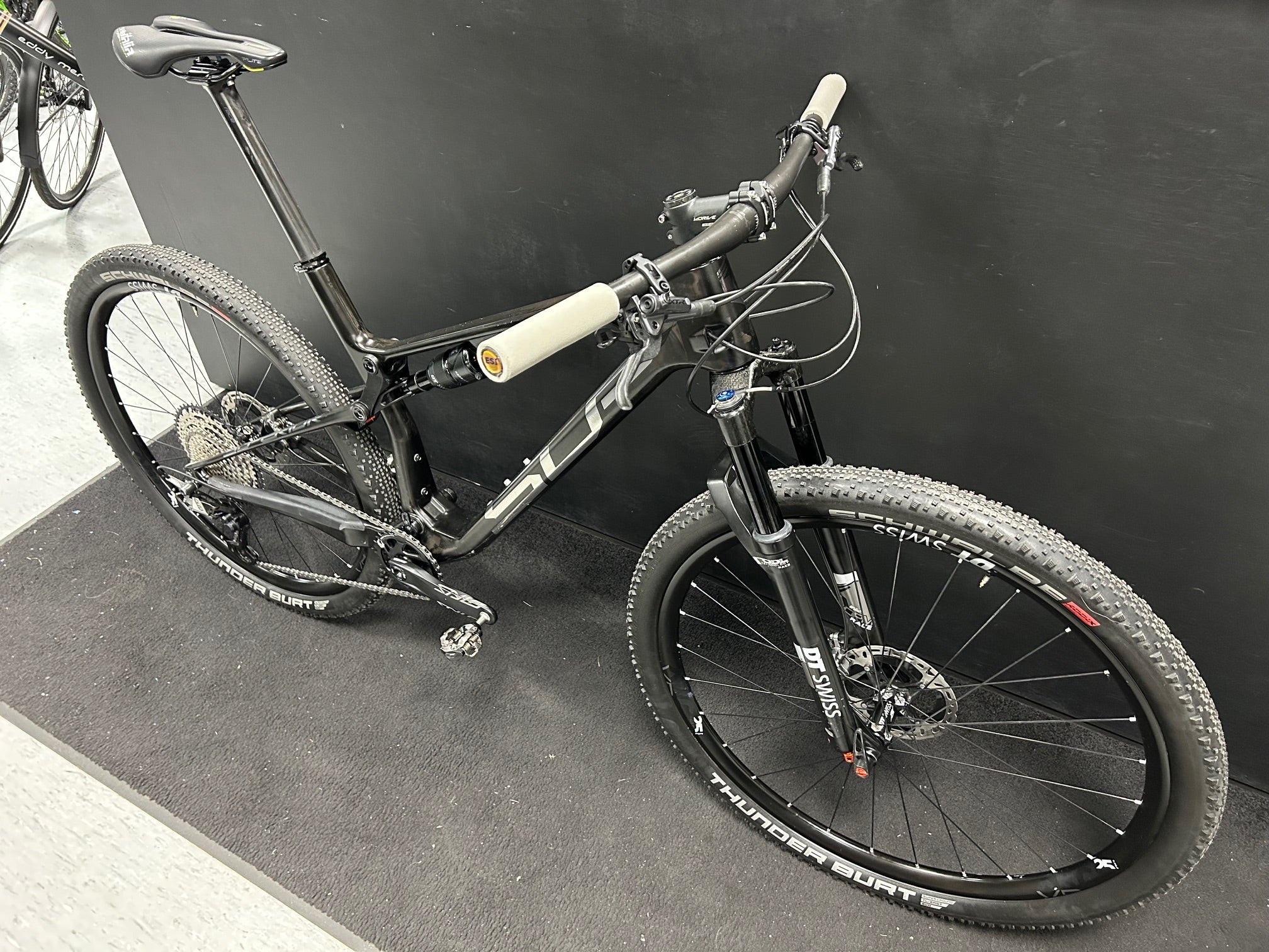 Superior XF Team Issue XTR (L)