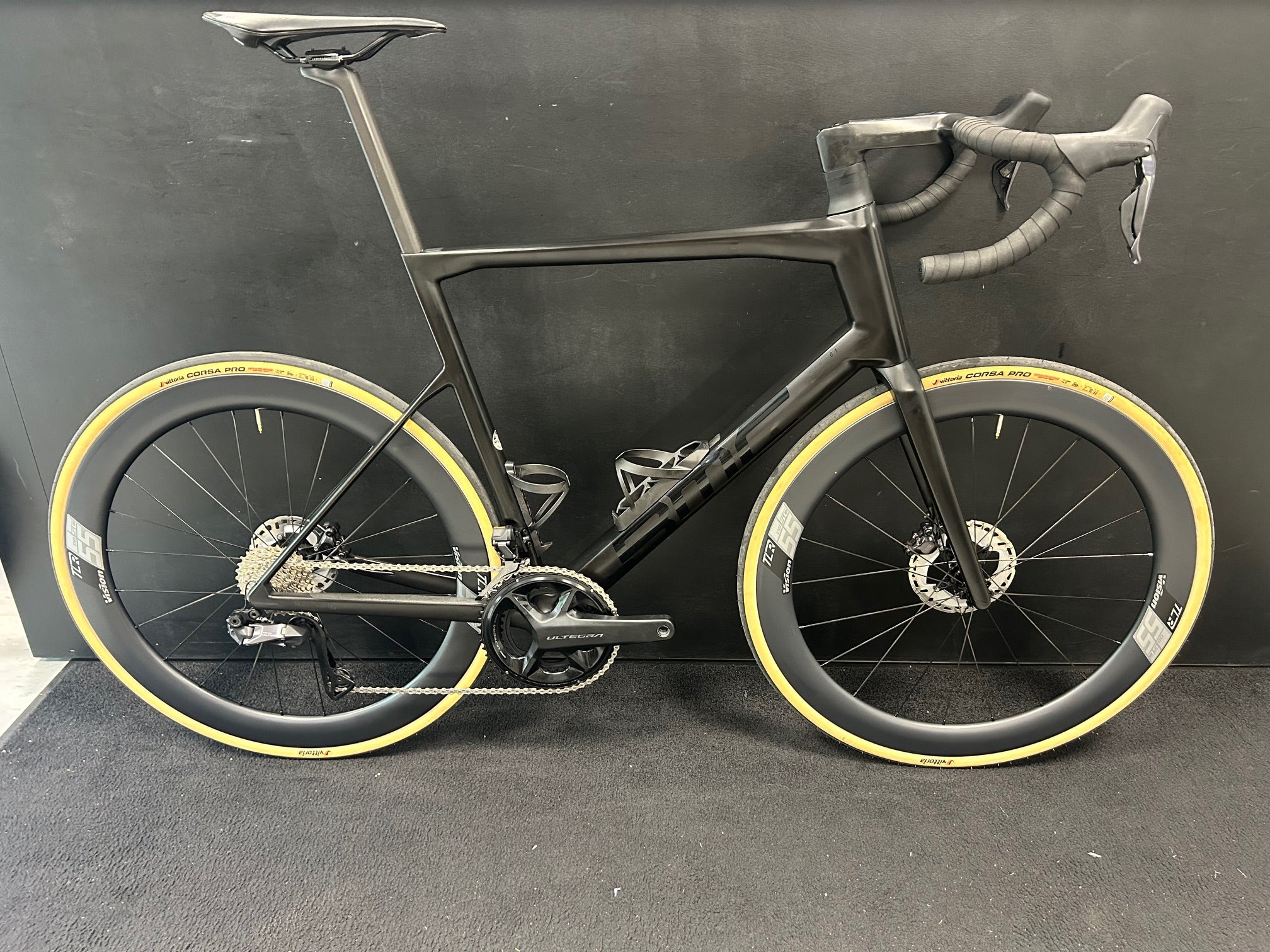 Ratas BMC Teammachine SLR01 Di2 (XL)