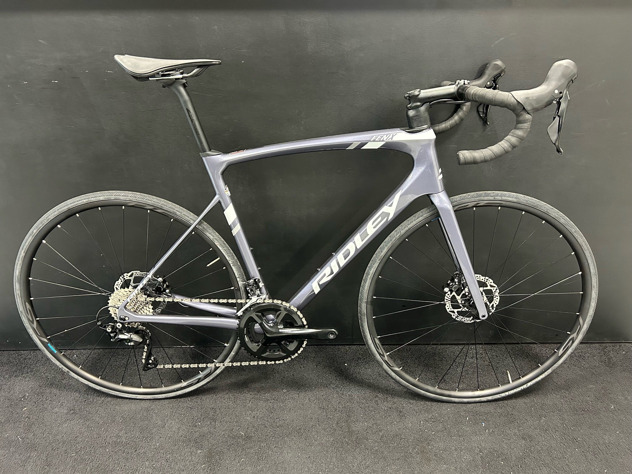 Ratas Ridley Fenix Disc 105 (M), hall