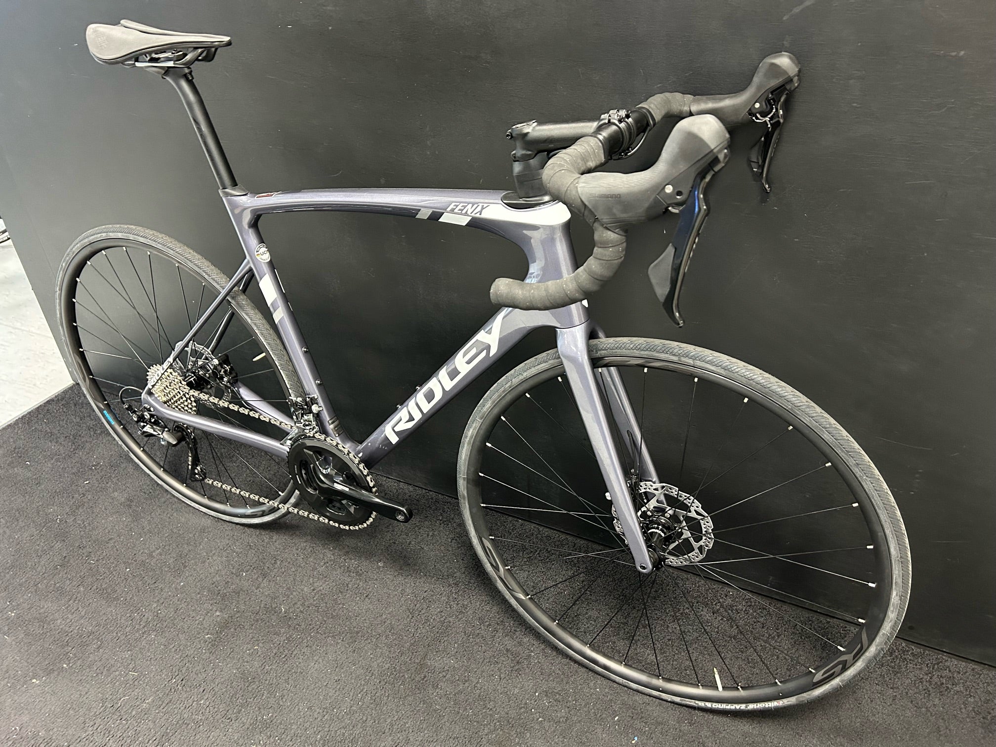 Ratas Ridley Fenix Disc 105 (M), hall