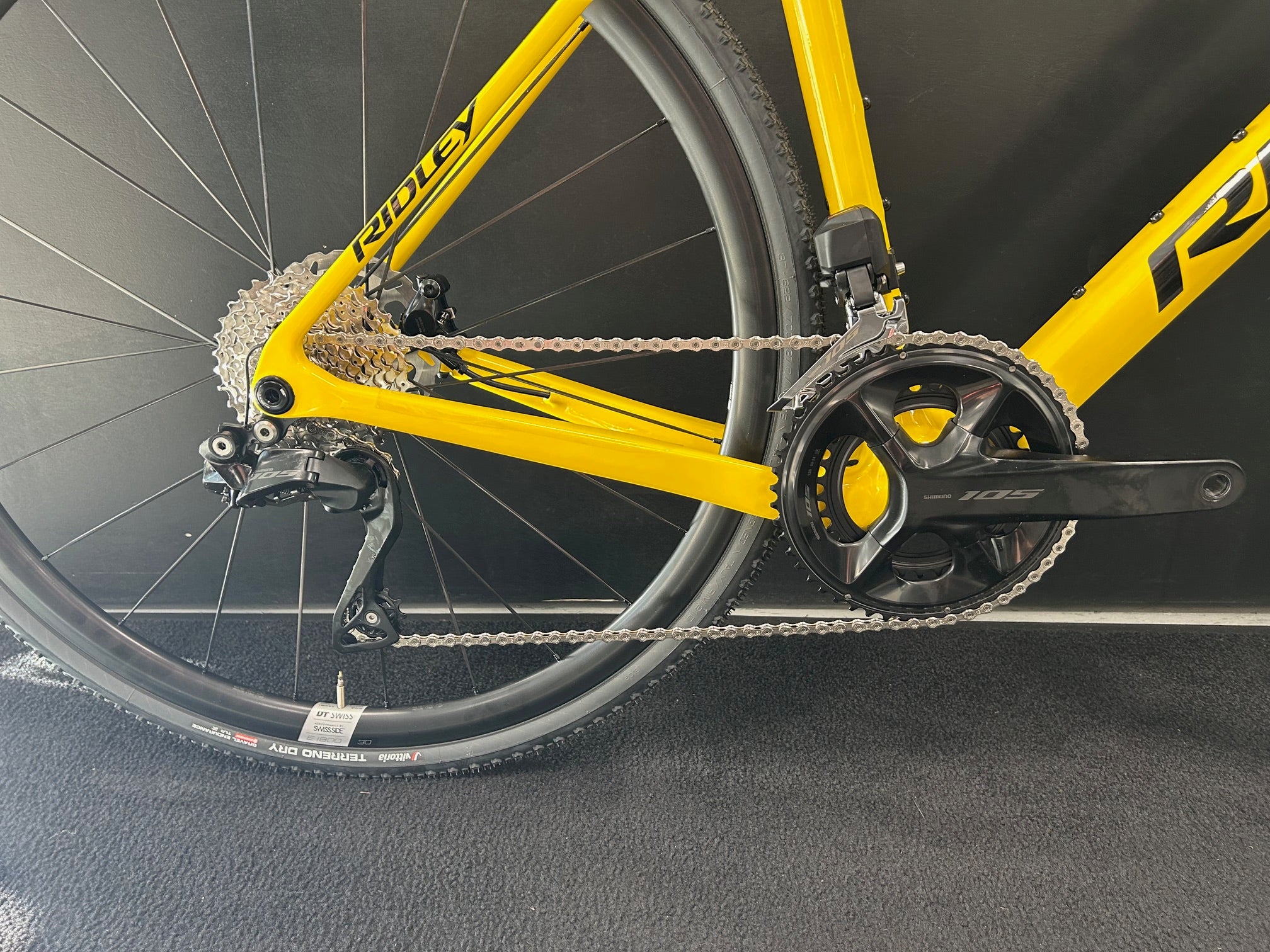 Ratas Ridley Grifn 105 DI2 2x12 (L)