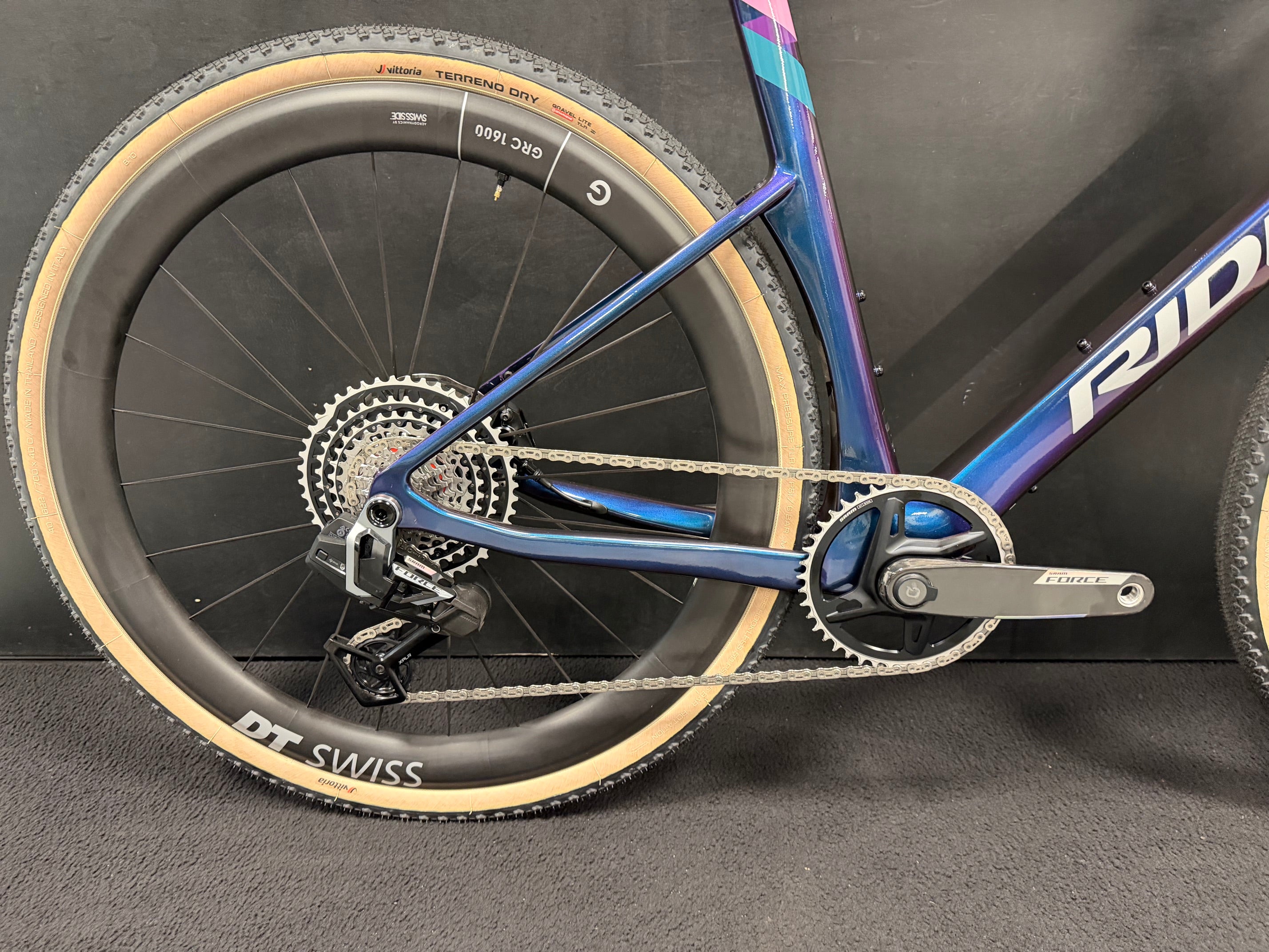 Ratas Ridley Kanzo Fast SRAM Force XPLR (XL), lilla