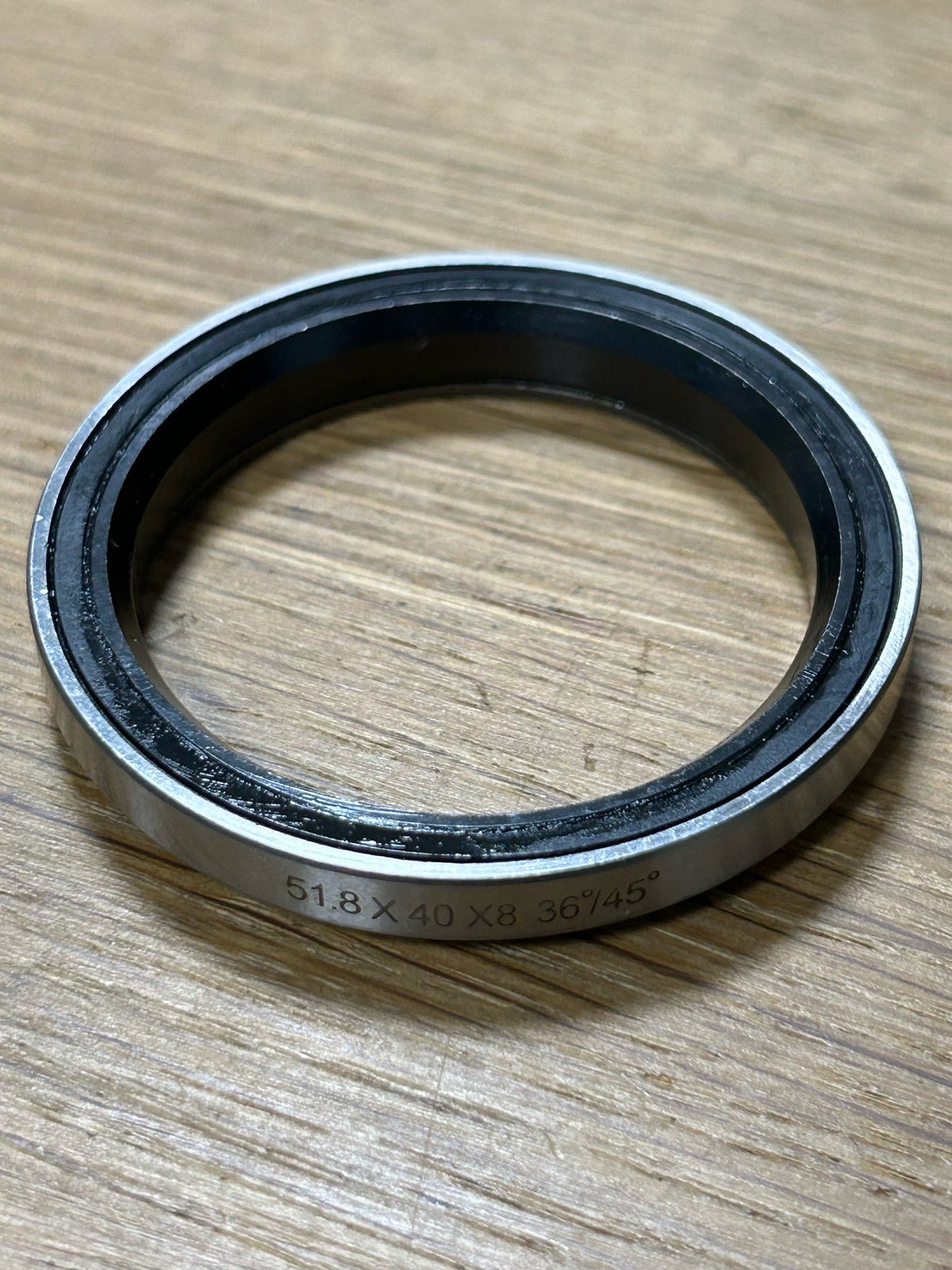 SGM-kaulalaakeri 1" 1/2 51,8 x 40 x 8 36°/45°