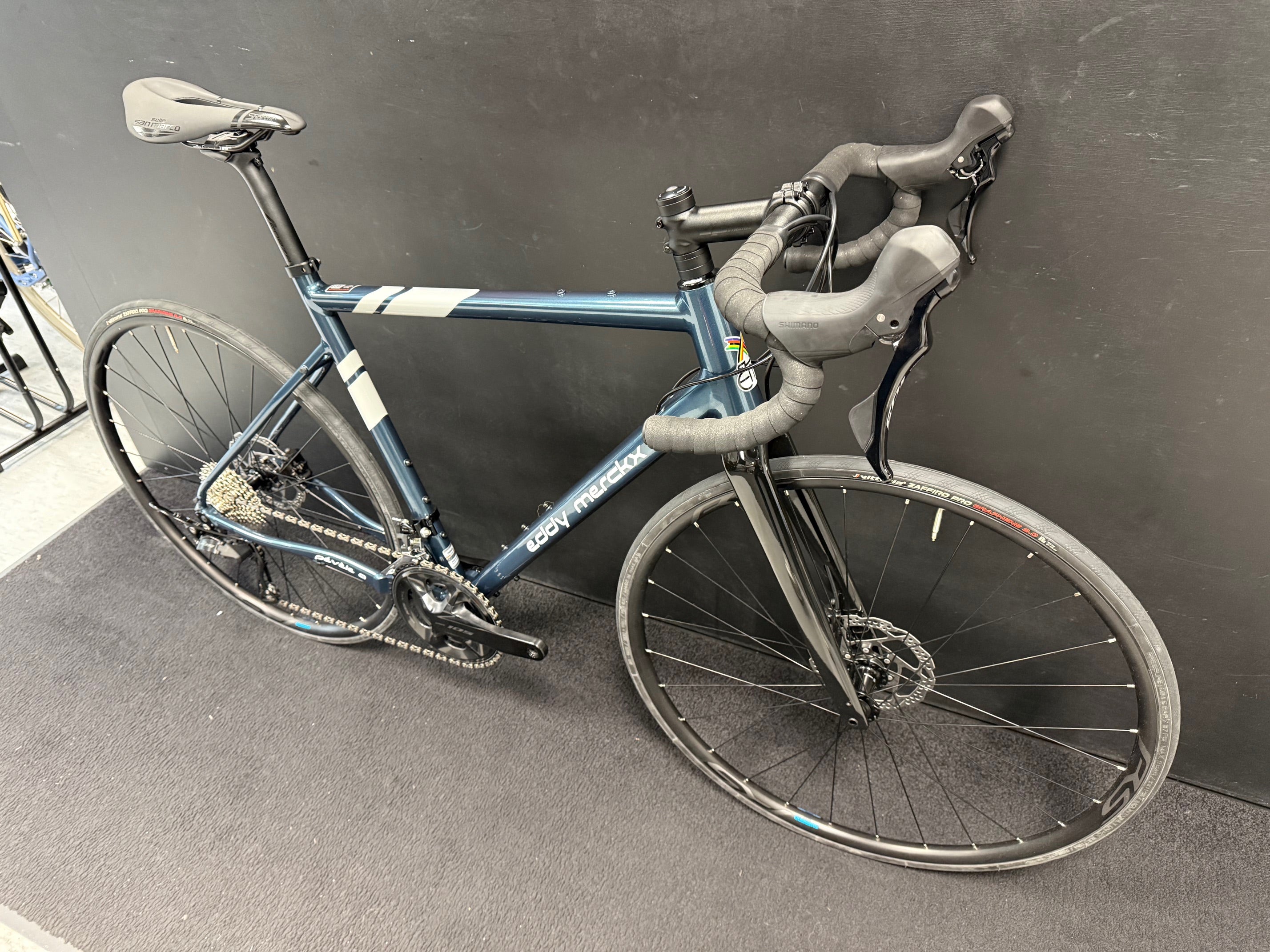 Ratas Eddy Merckx Pévèle A 105 (M)
