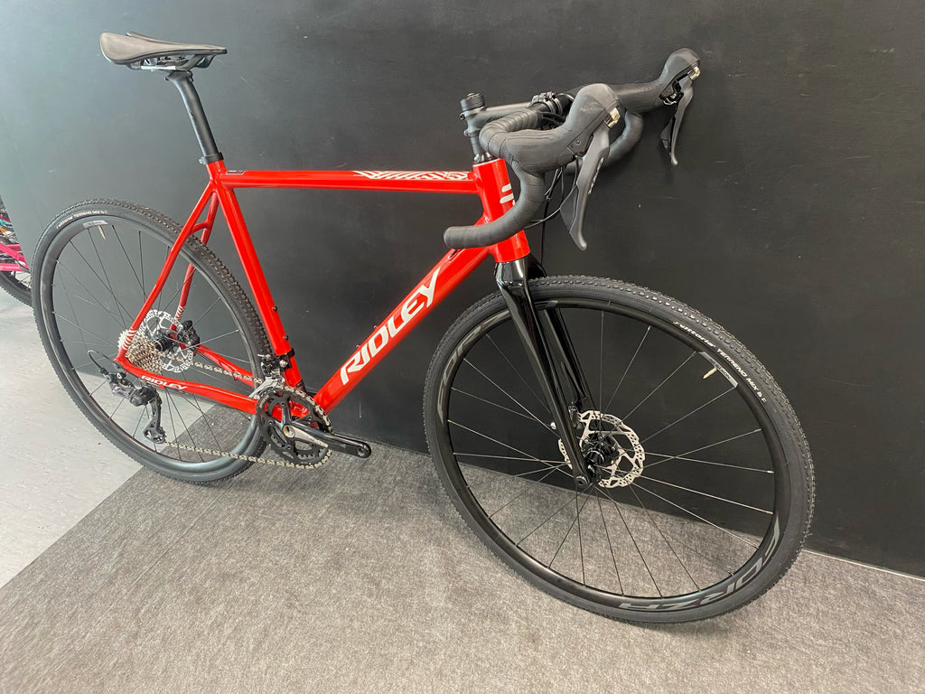 Ratas Ridley X-Ride Disc GRX 800 2x M, pun/valge